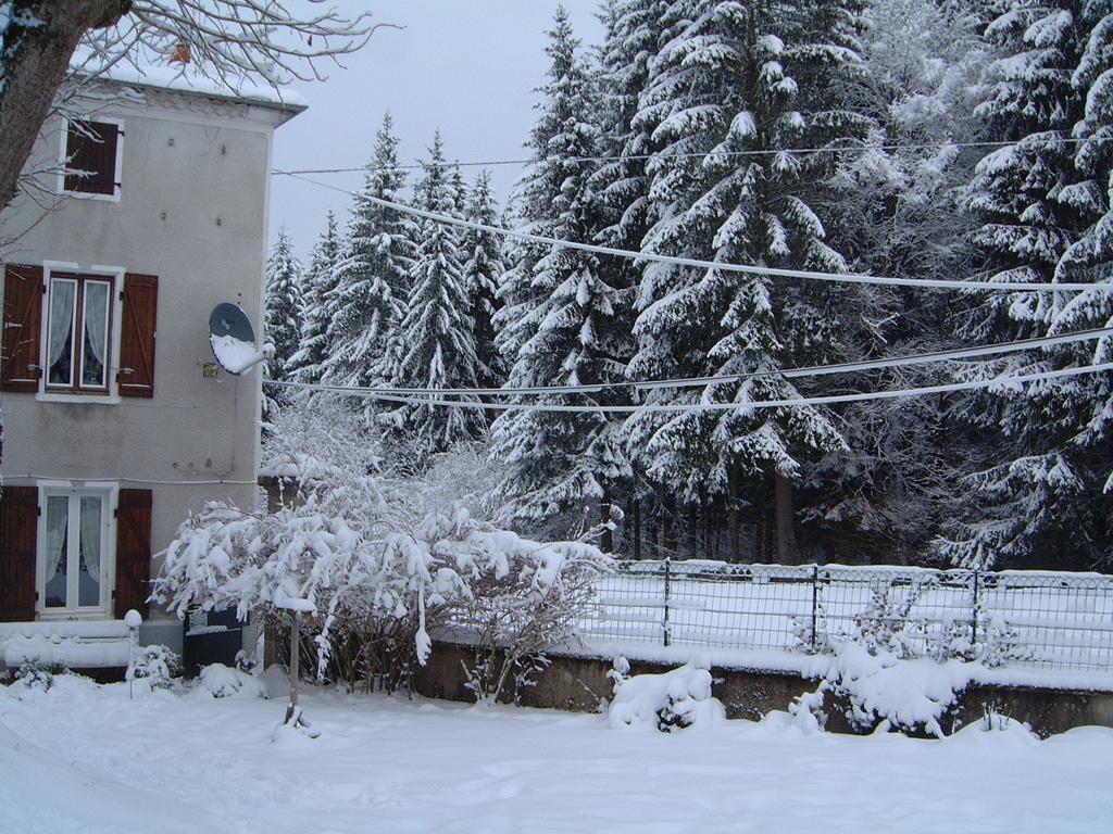 Maison Neuve Grandval Exteriér fotografie